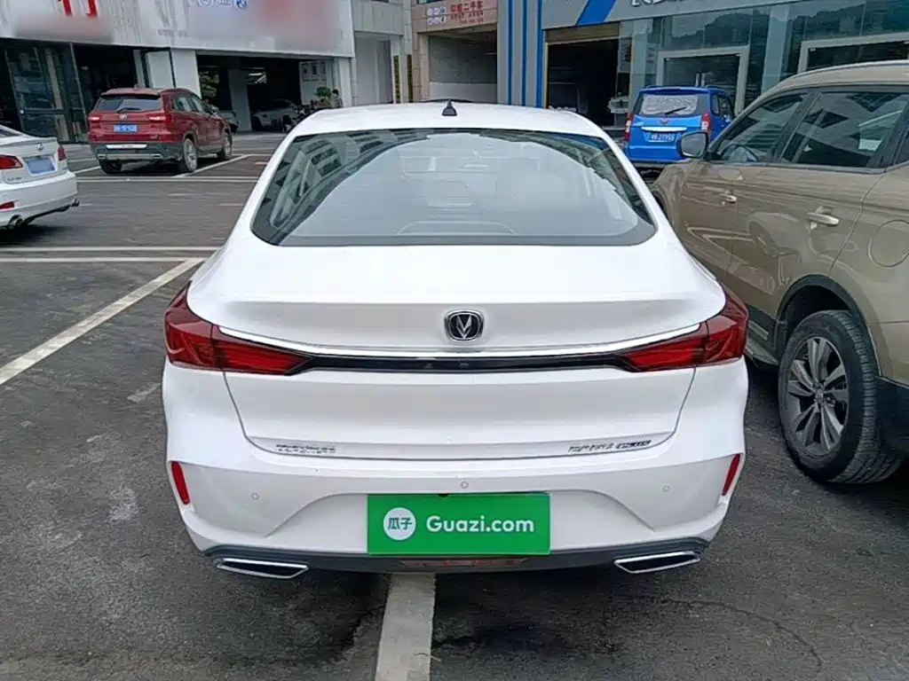 Changan Eado — миниатюра 6
