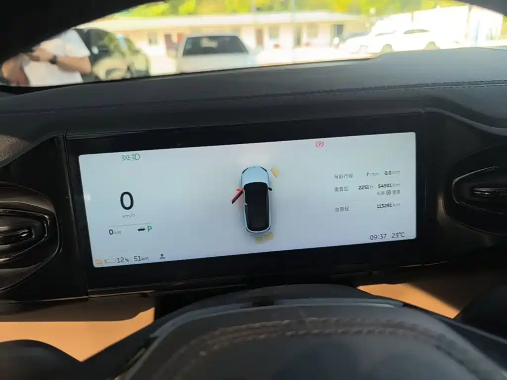 NIO ES6 — миниатюра 12