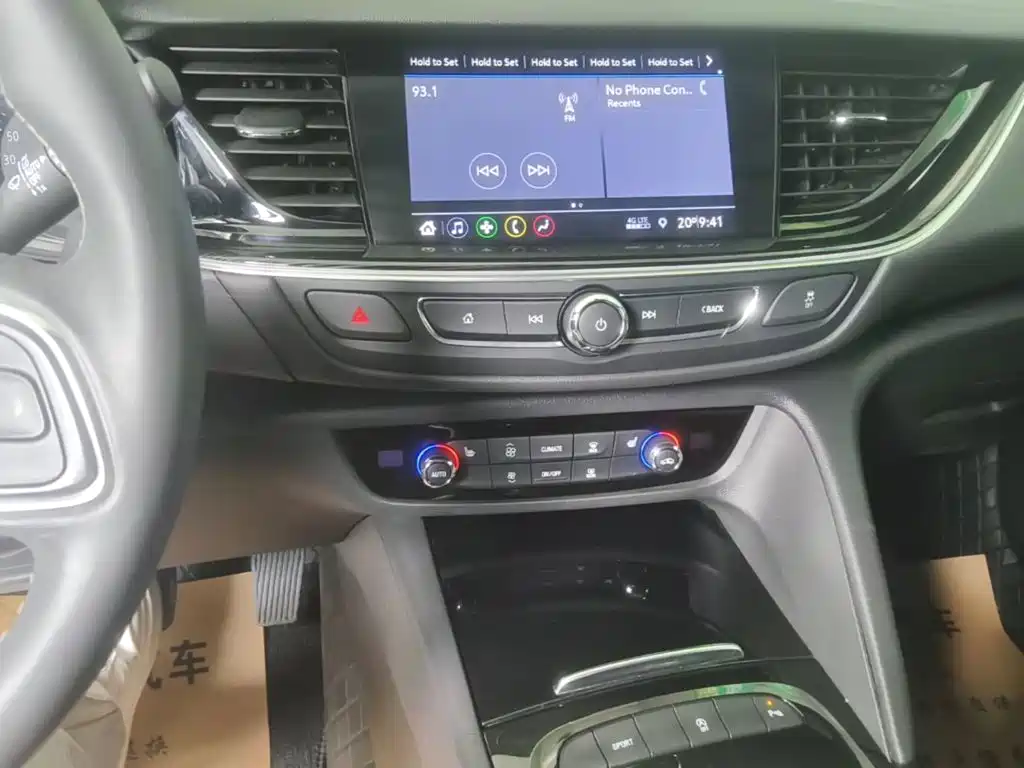Buick Regal — миниатюра 13