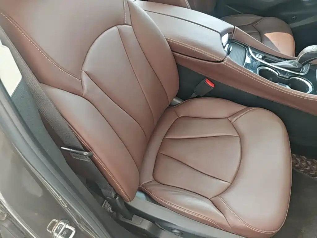 Buick Envision Plus — миниатюра 25