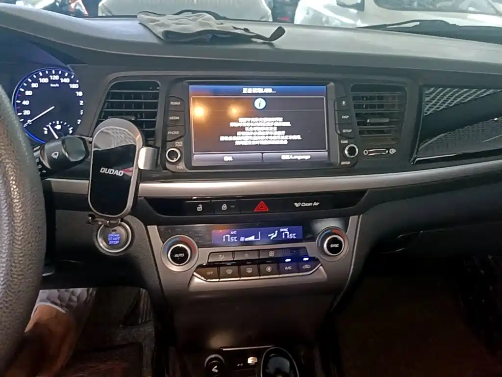 Hyundai Mistra — миниатюра 13
