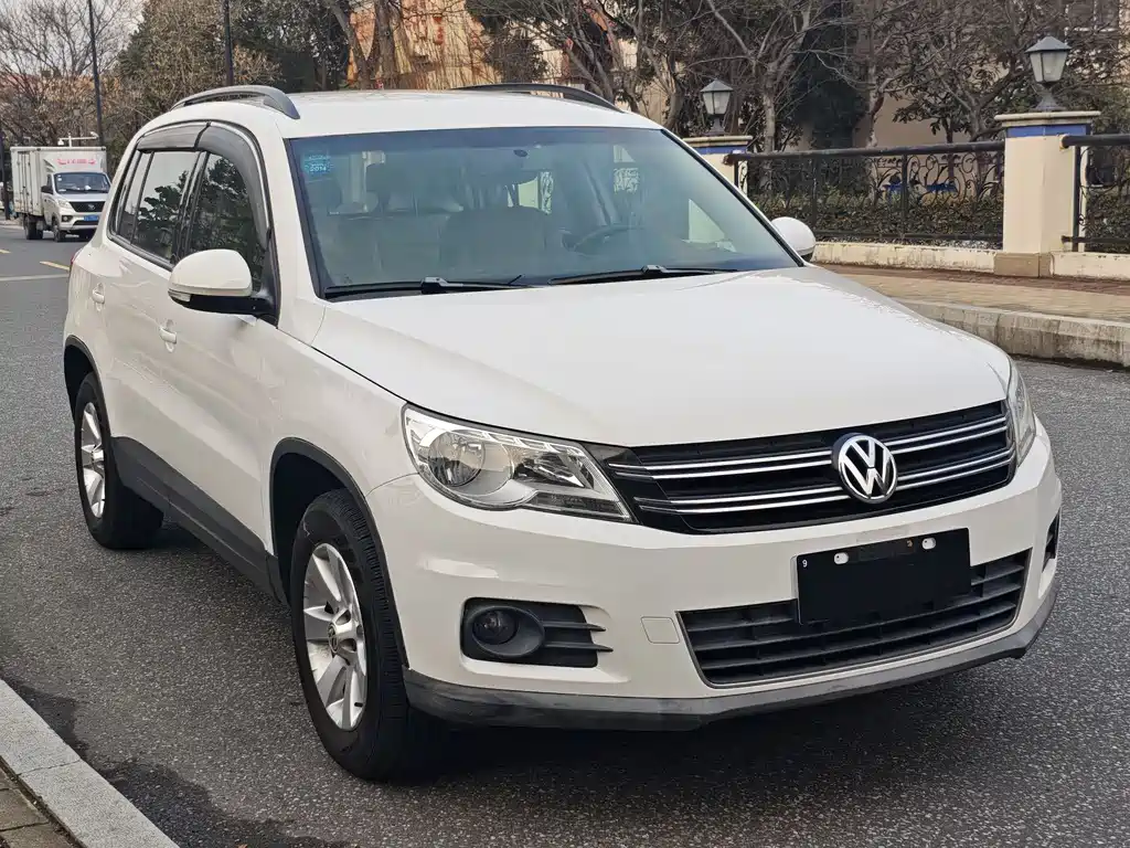 Volkswagen Tiguan 2012 1.8TSI AT
