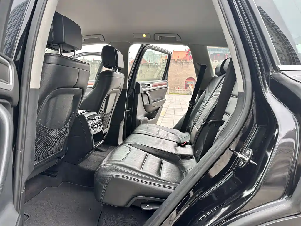 Volkswagen Touareg — миниатюра 5