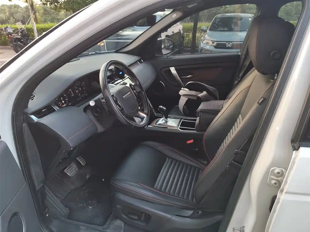 Land Rover Discovery Sport — миниатюра 6