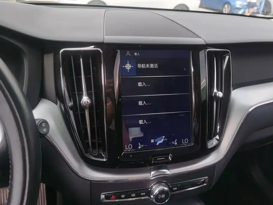 Volvo XC60 — миниатюра 13