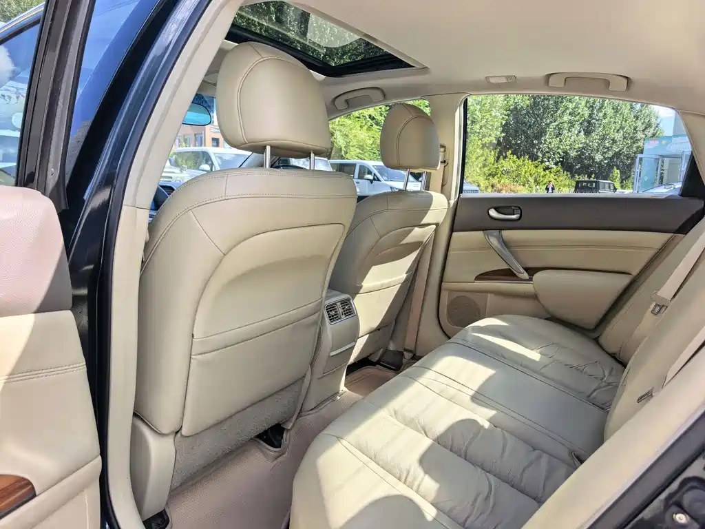 Nissan Teana — миниатюра 6