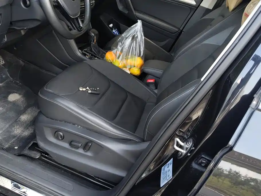 Volkswagen Tiguan L — миниатюра 9
