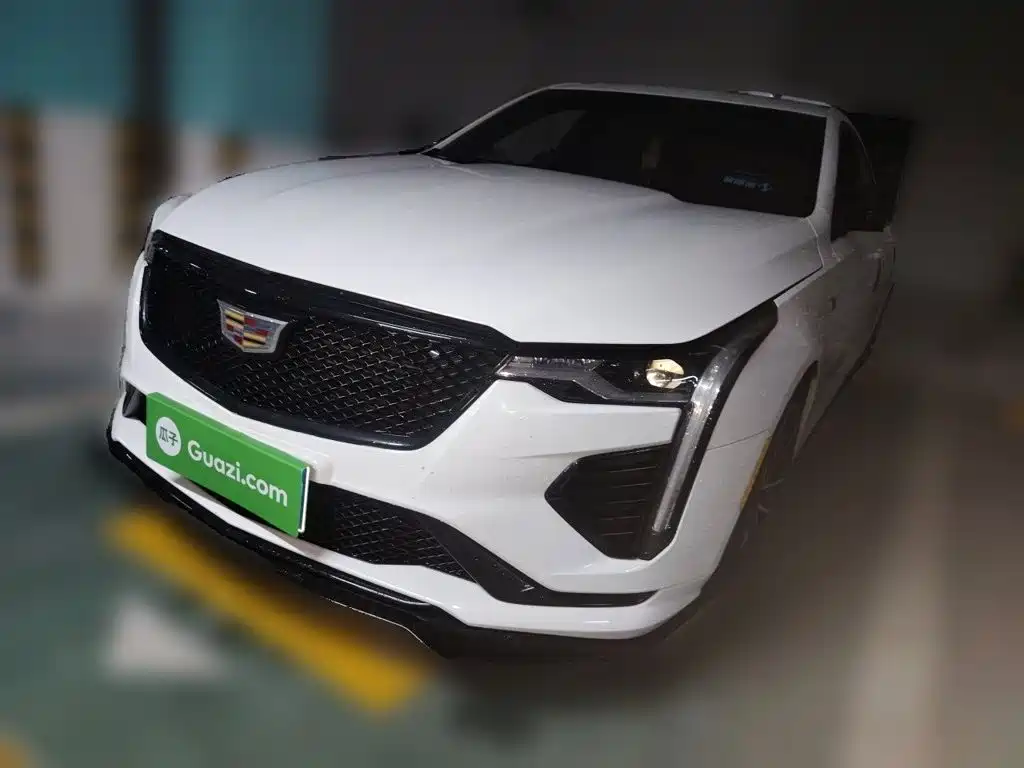Cadillac CT4