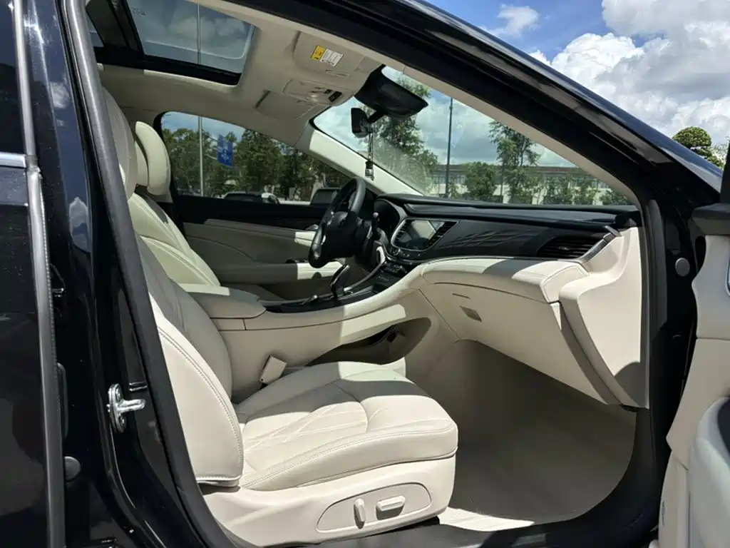 Buick LaCrosse — миниатюра 19