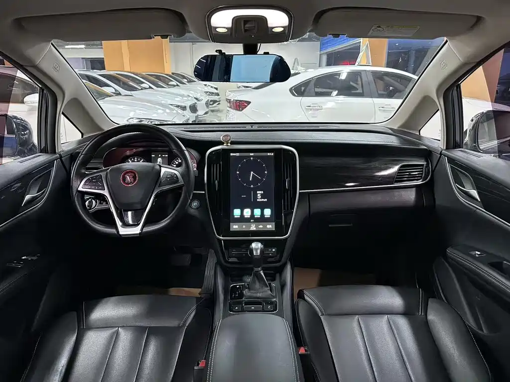 BYD MAX — миниатюра 4