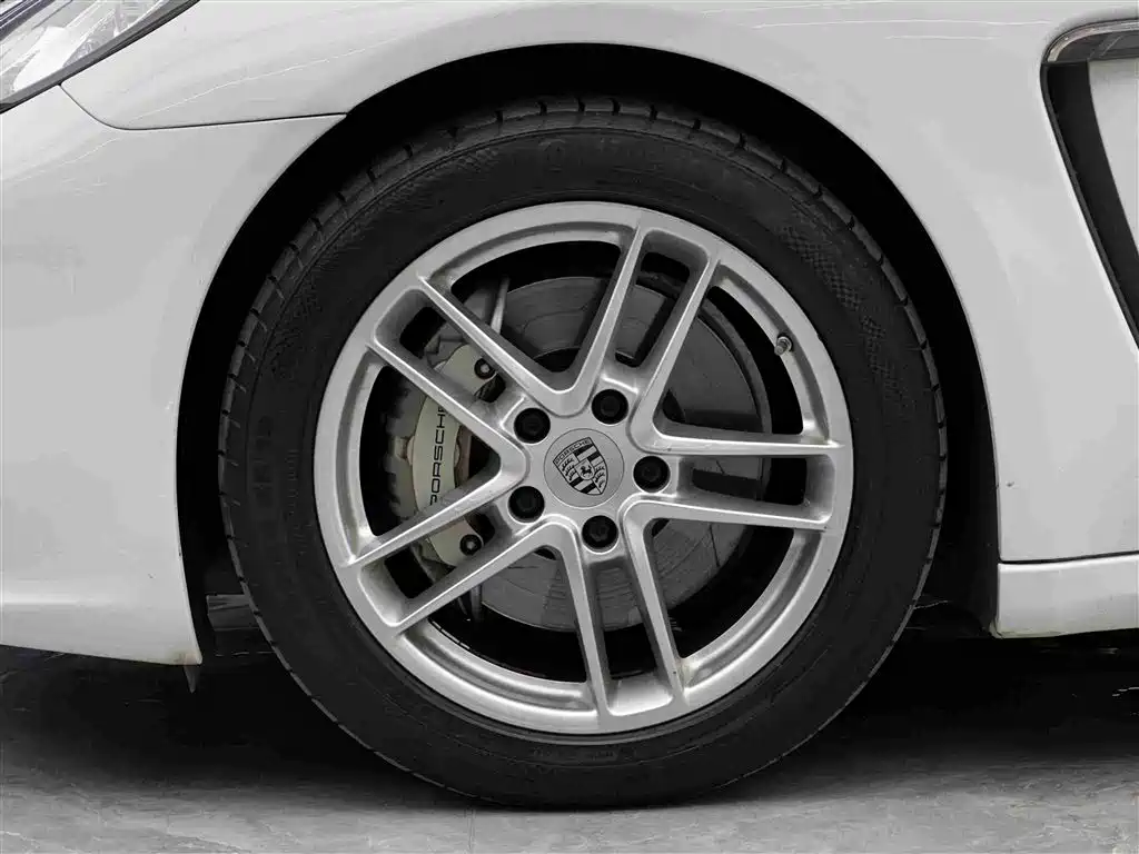Porsche Panamera — миниатюра 4