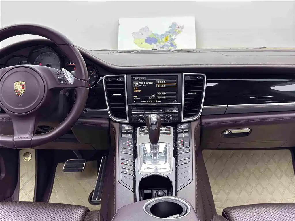 Porsche Panamera — миниатюра 13