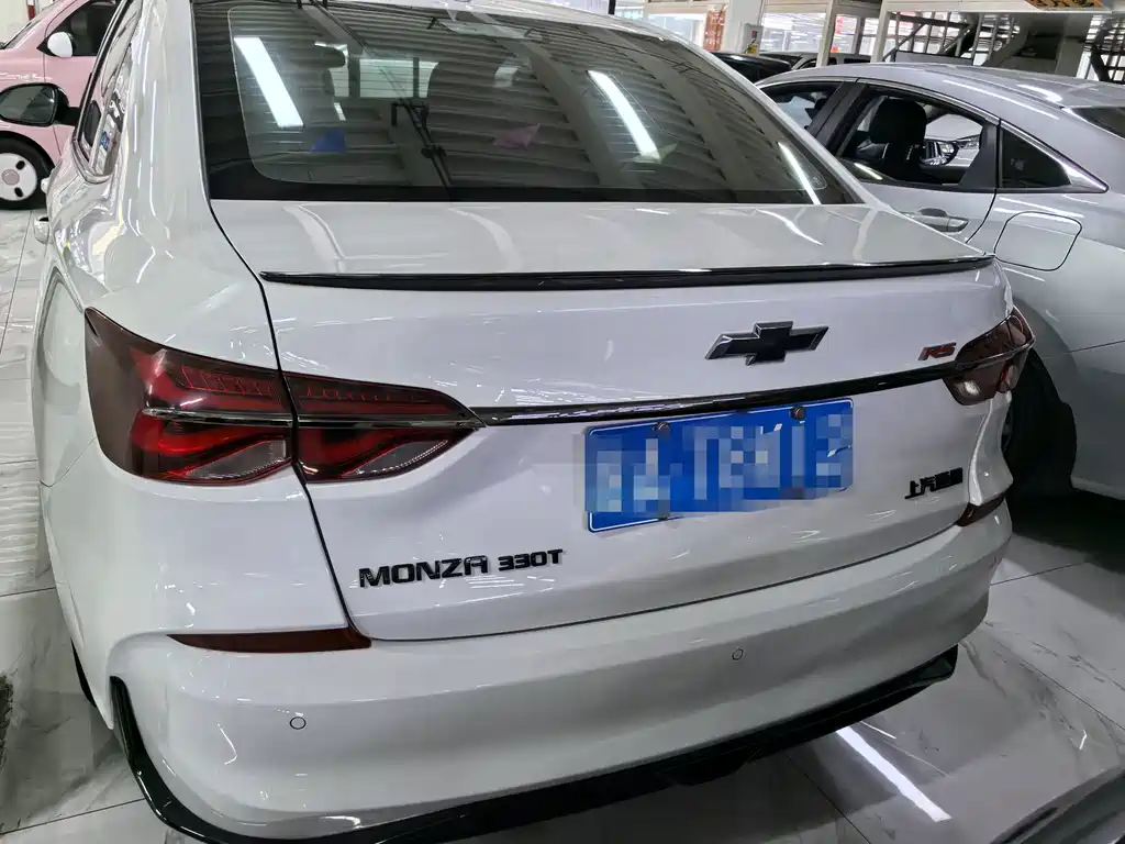 Chevrolet Monza — миниатюра 4