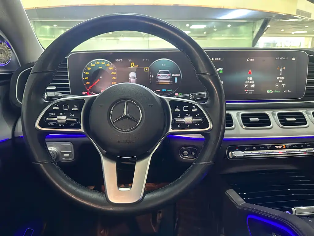 Mercedes-Benz GLE (Import) — миниатюра 8
