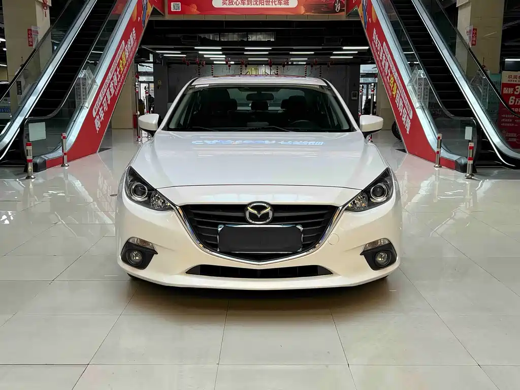 Mazda 3 Axela — миниатюра 2