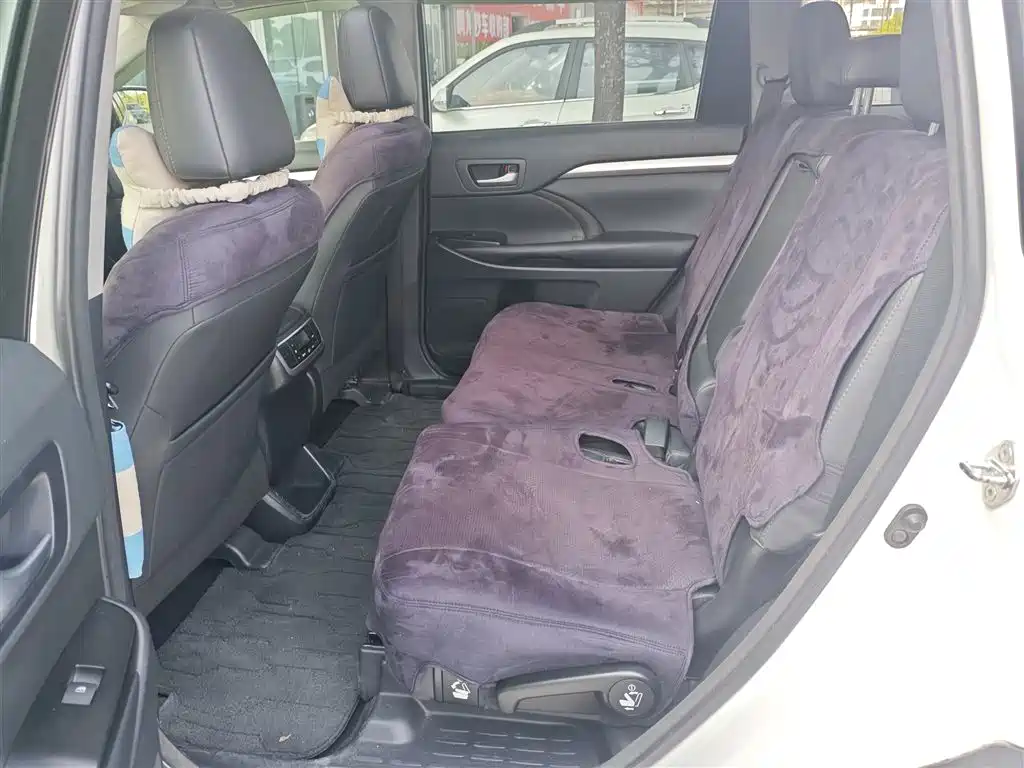 Toyota Highlander — миниатюра 3