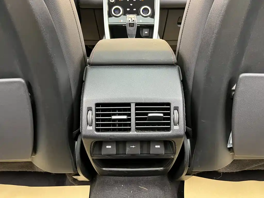 Land Rover Discovery Sport — миниатюра 25