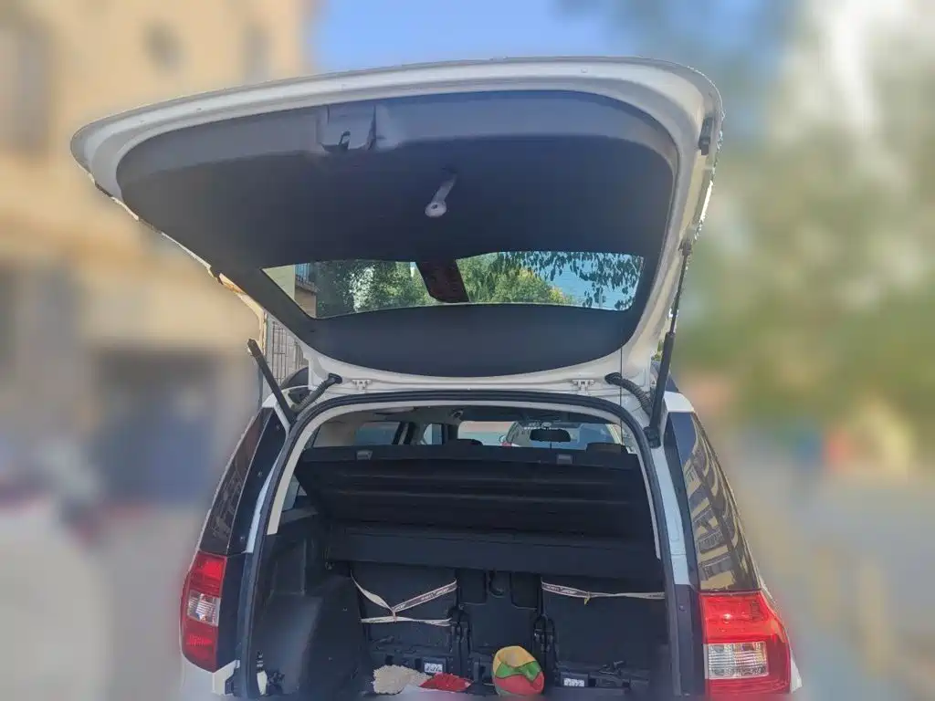 Skoda Yeti — миниатюра 15