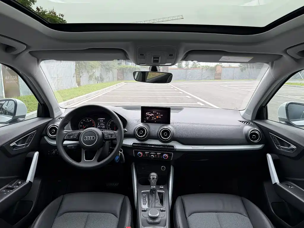 Audi Q2L — миниатюра 3