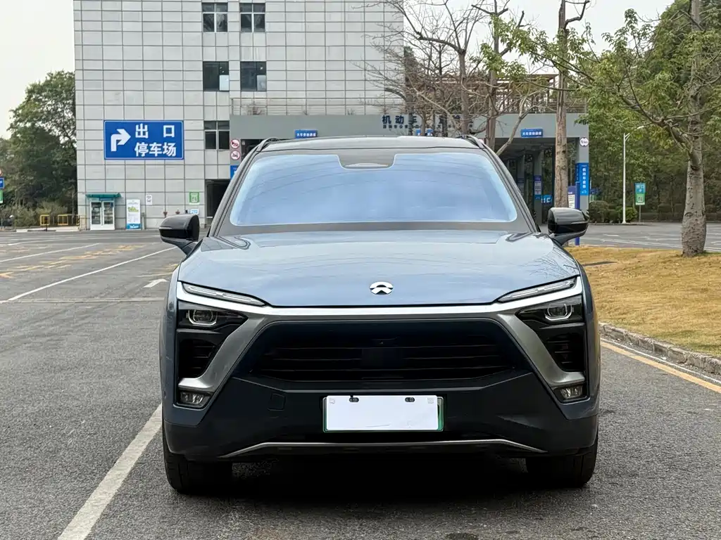 NIO NIO ES8