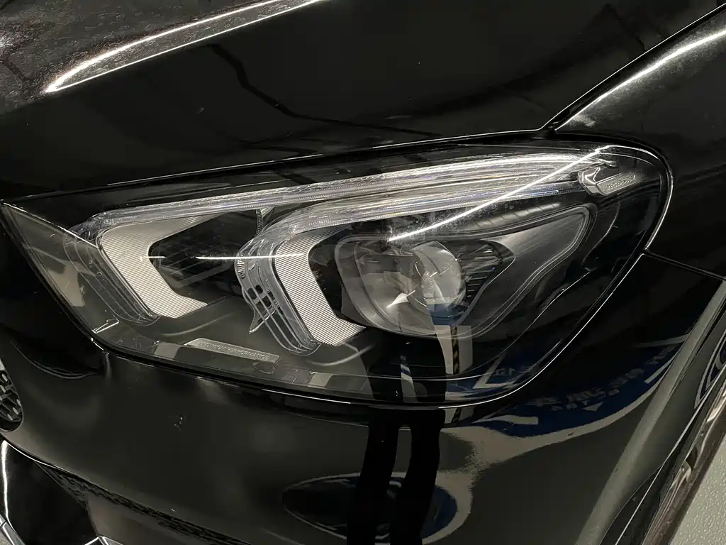 Mercedes-Benz GLE (Import) — миниатюра 4