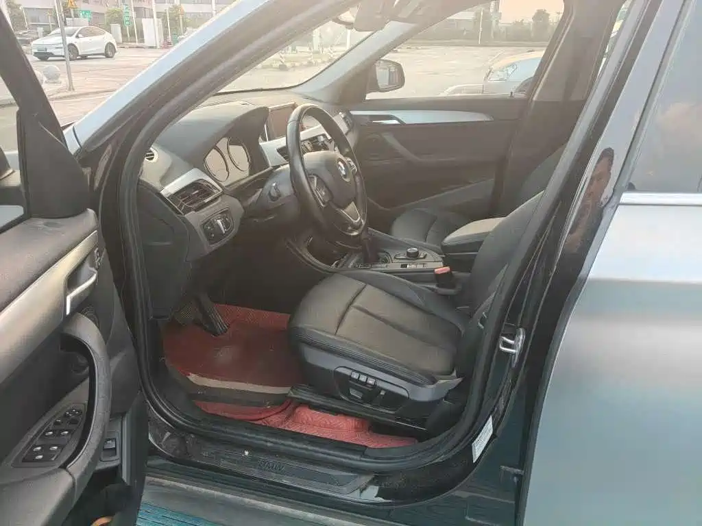 BMW X1 — миниатюра 5