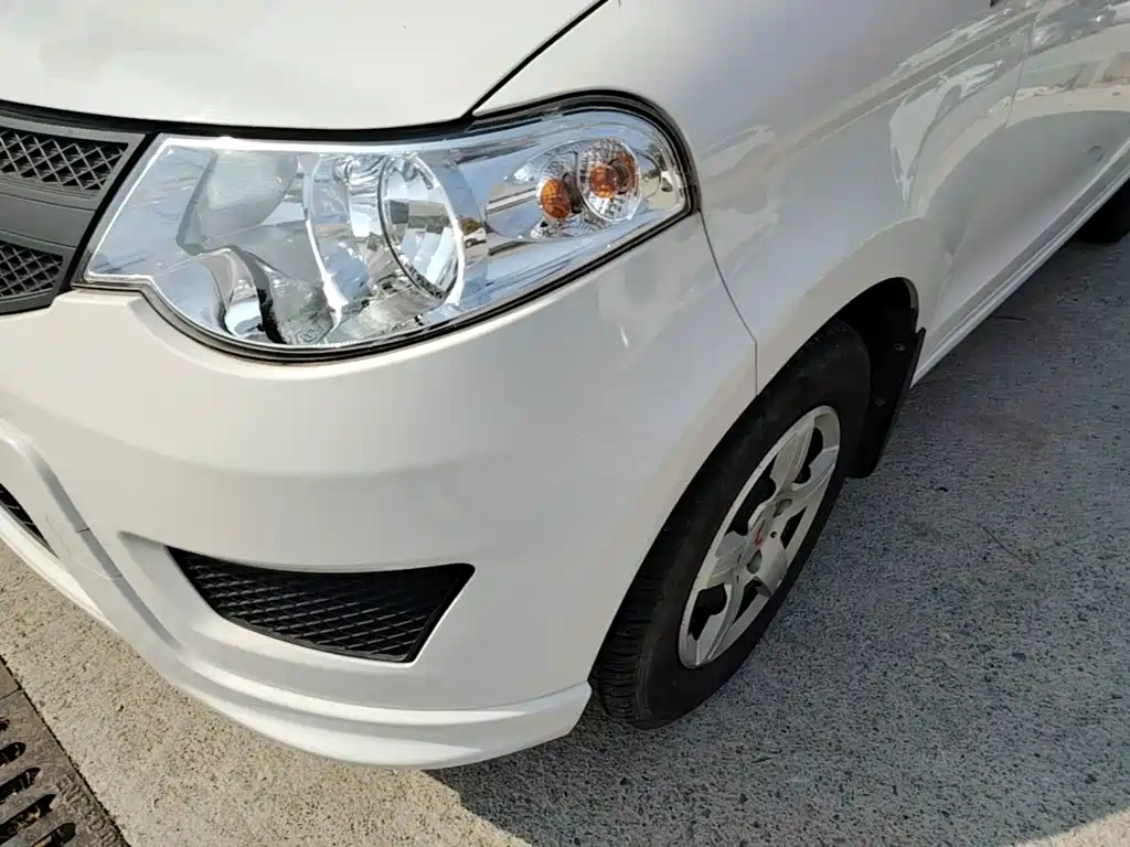 Wuling Hongguang — миниатюра 24