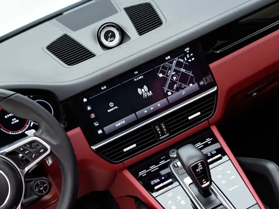 Porsche Cayenne Hybrid — миниатюра 13