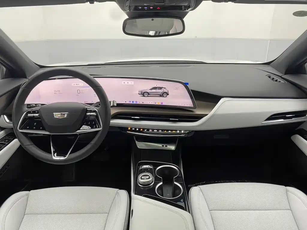 Cadillac GT4 — миниатюра 13