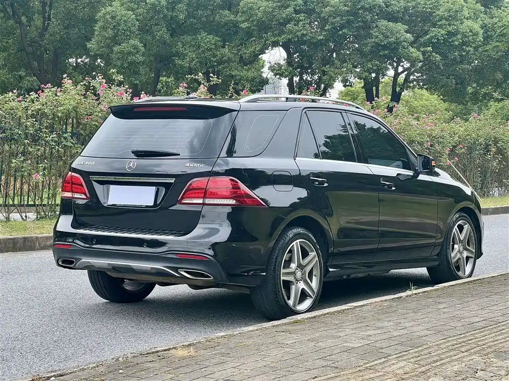 Mercedes-Benz GLE (Import) — миниатюра 4