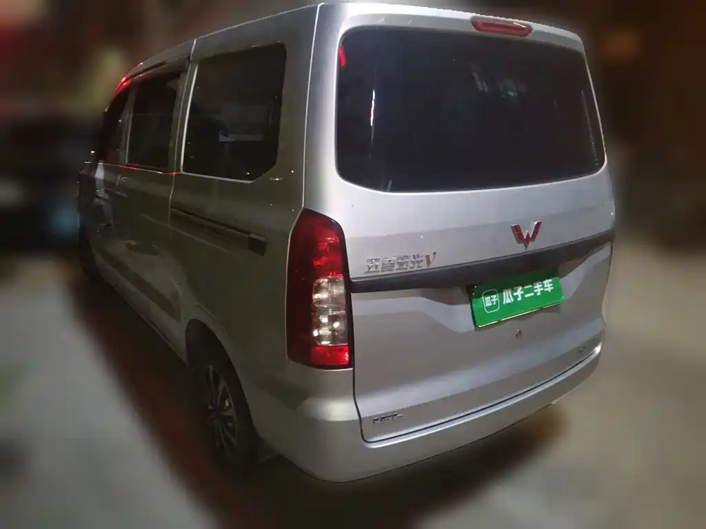 Wuling Hongguang V — миниатюра 25