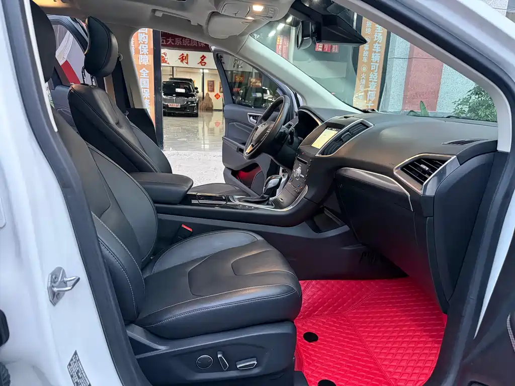 Ford Edge — миниатюра 12