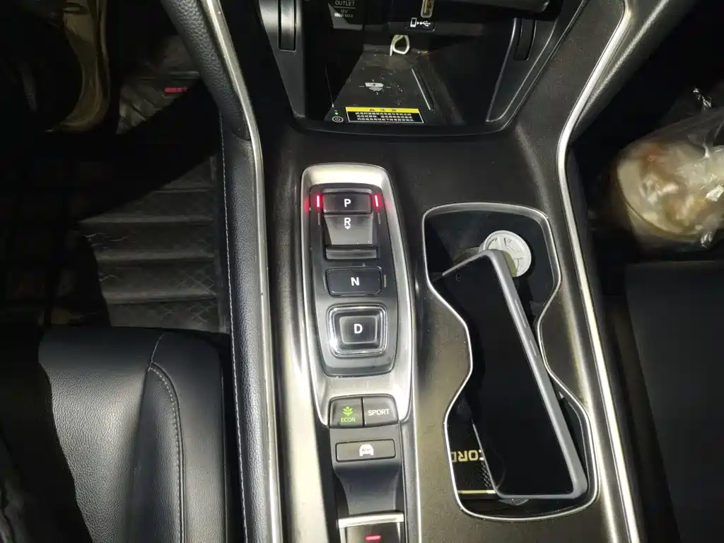 Honda Accord — миниатюра 15