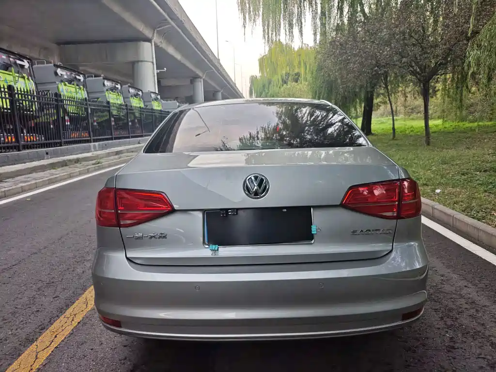 Volkswagen Sagitar — миниатюра 9
