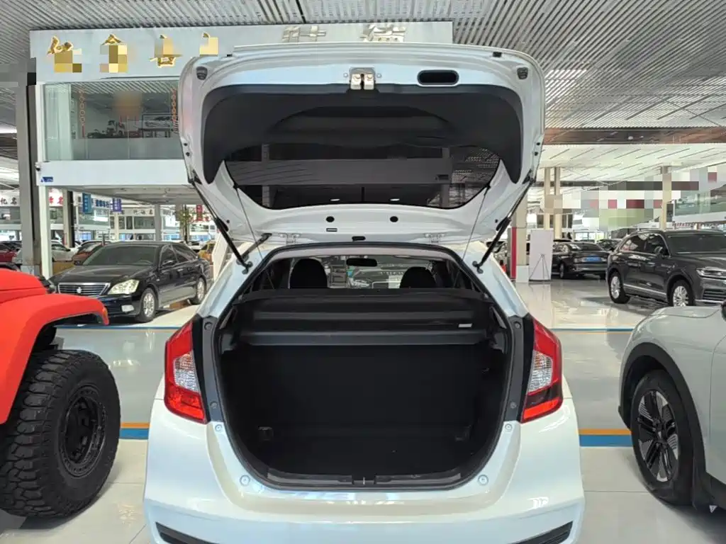 Honda Fit — миниатюра 19