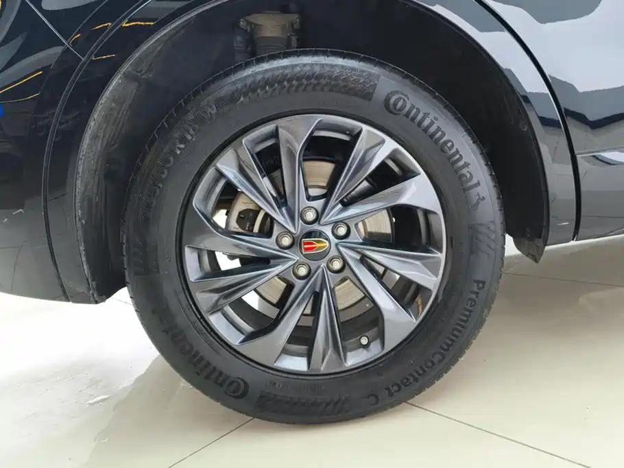 Hongqi HS5 2023 2.0T Pro