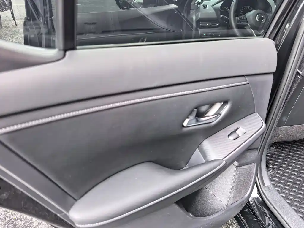 Nissan Sylphy — миниатюра 13