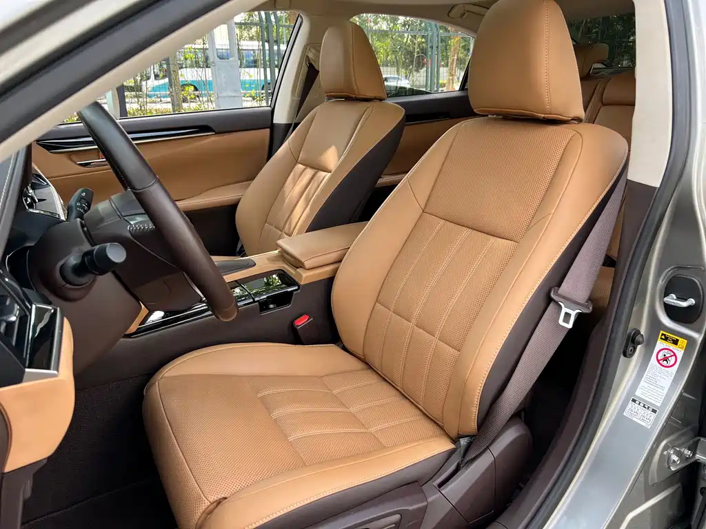 Lexus ES — миниатюра 23