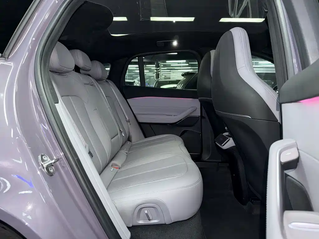NIO EC6 — миниатюра 11