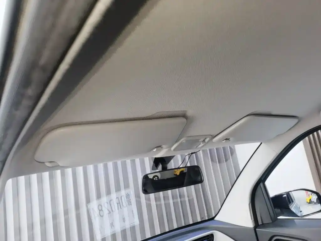 Wuling MINIEV — миниатюра 18
