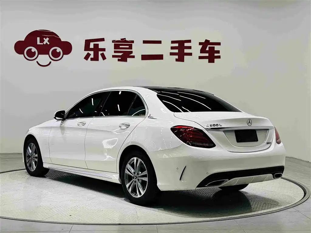 Mercedes-Benz C-Class — миниатюра 3