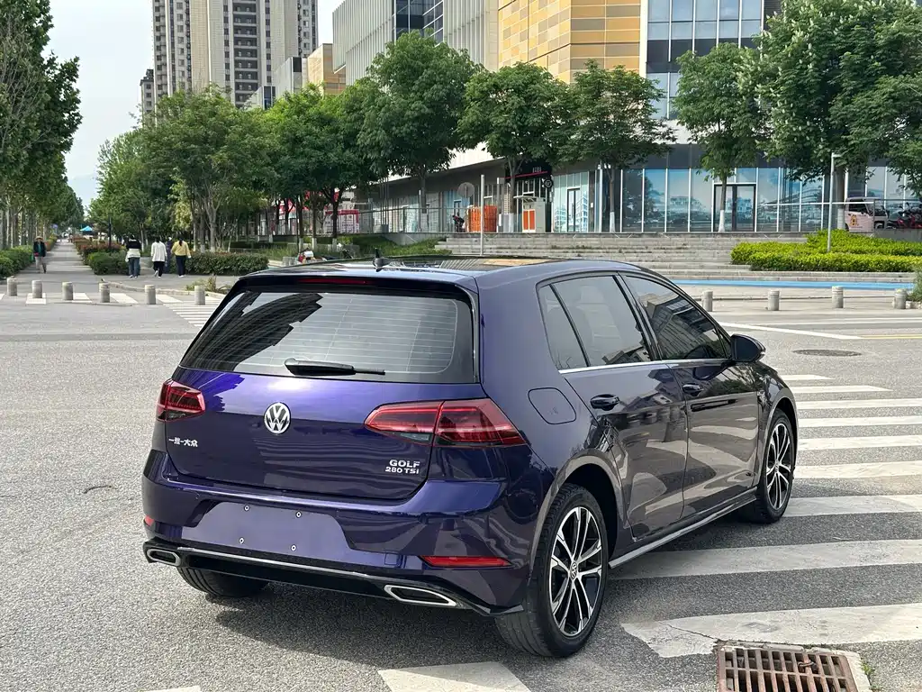 Volkswagen Golf — миниатюра 5