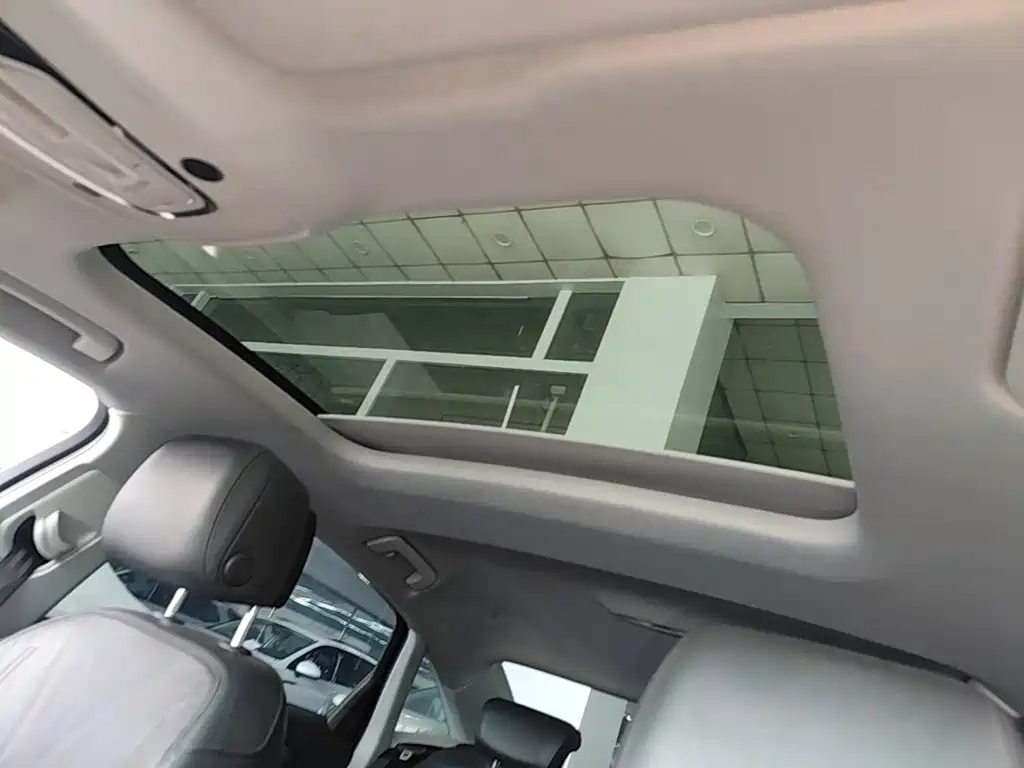 Audi A6L — миниатюра 18