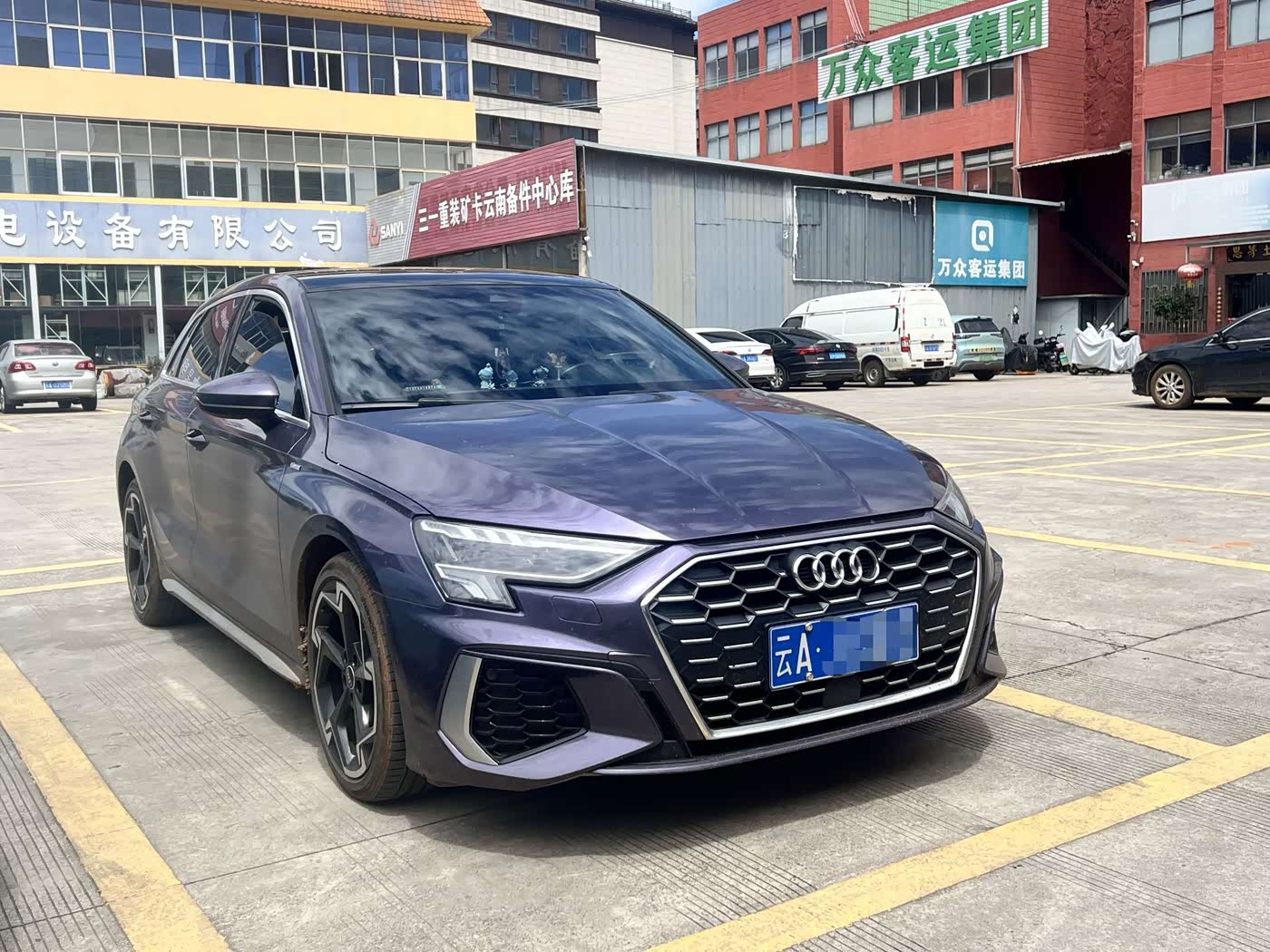 Audi A3 1.4 л 2024 г. Белый, пробег 13000 км