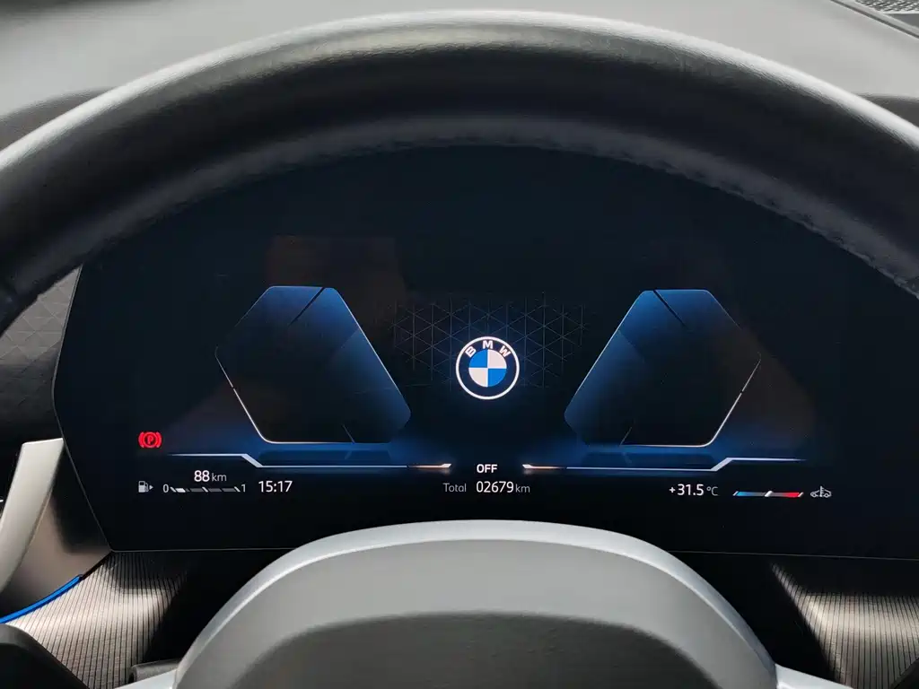 BMW X2 (Import) — миниатюра 10