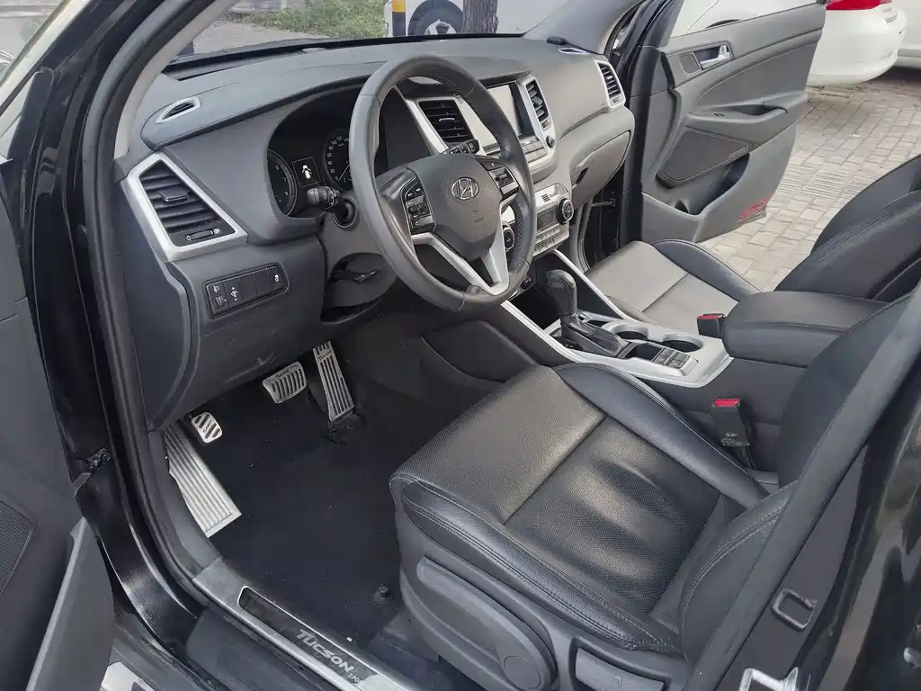 Hyundai Tucson — миниатюра 9