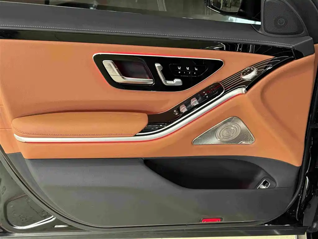 Mercedes-Benz S-Class — миниатюра 21