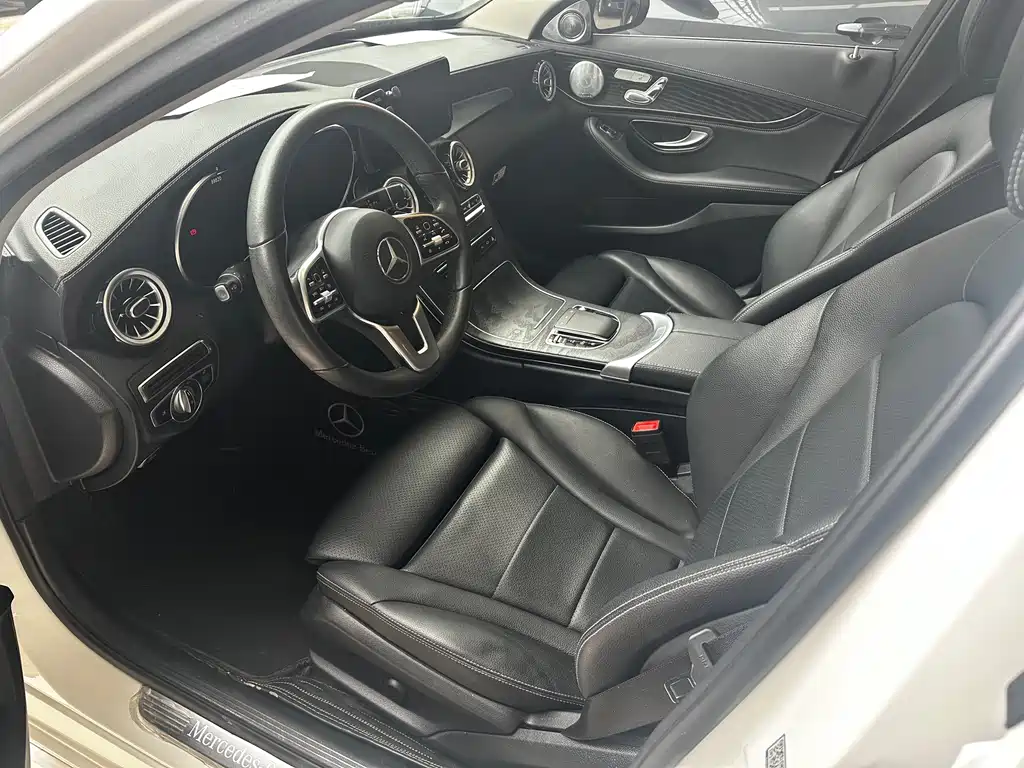 Mercedes-Benz C-Class — миниатюра 5
