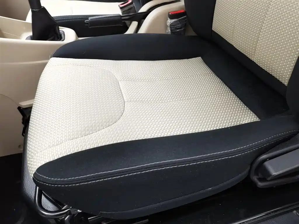 CHANGAN CROSS STAR V3