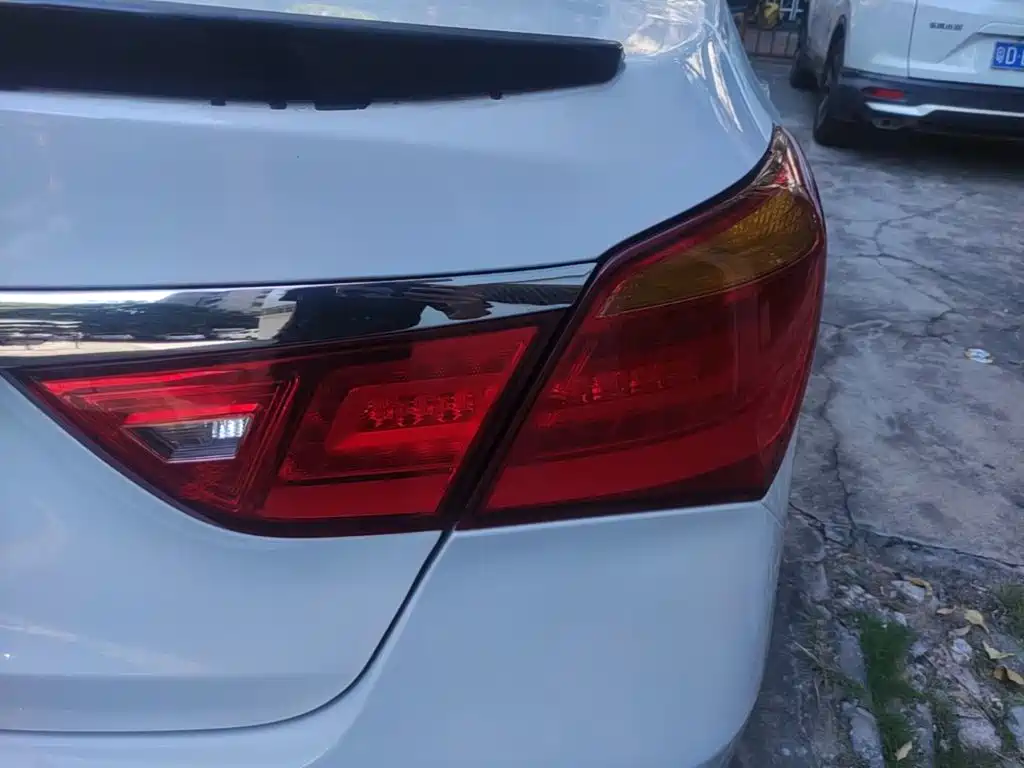Hyundai Mistra — миниатюра 8